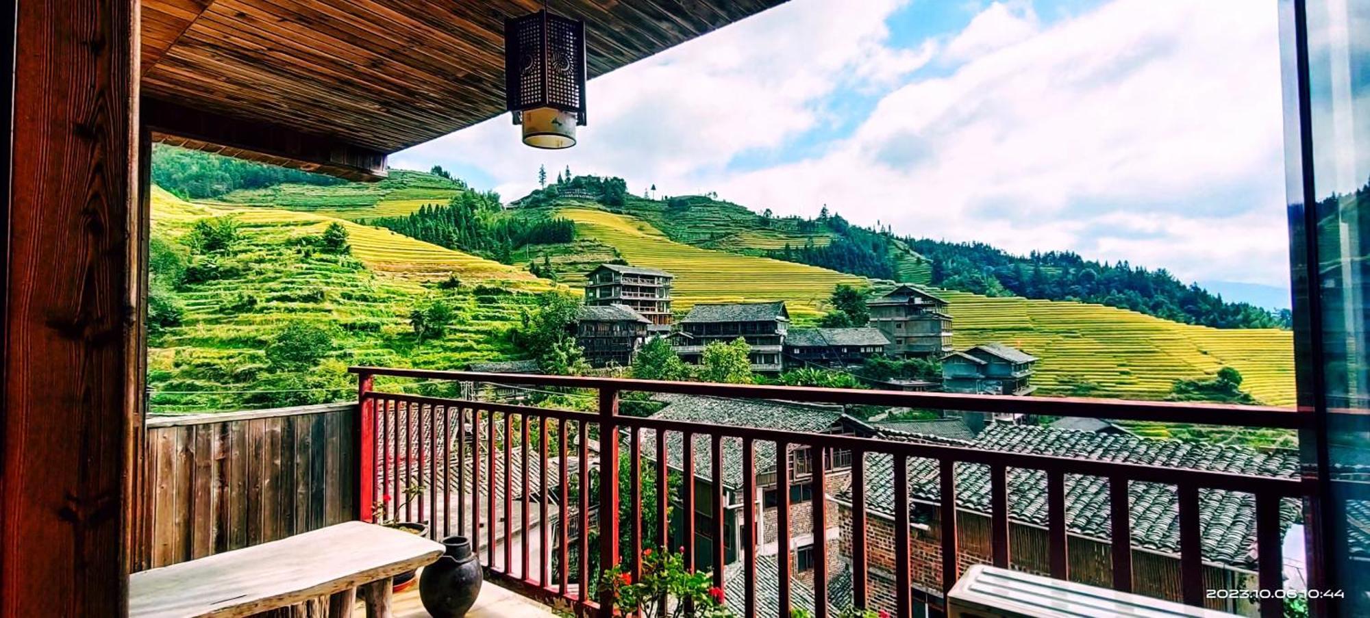 Longji Holiday Hotel หลงเซิง ภายนอก รูปภาพ