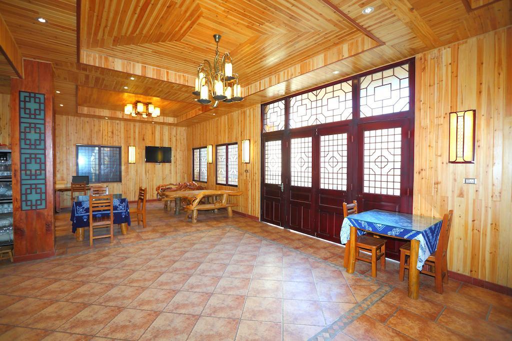Longji Holiday Hotel หลงเซิง ภายนอก รูปภาพ