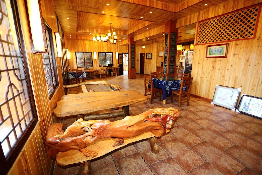 Longji Holiday Hotel หลงเซิง ภายนอก รูปภาพ