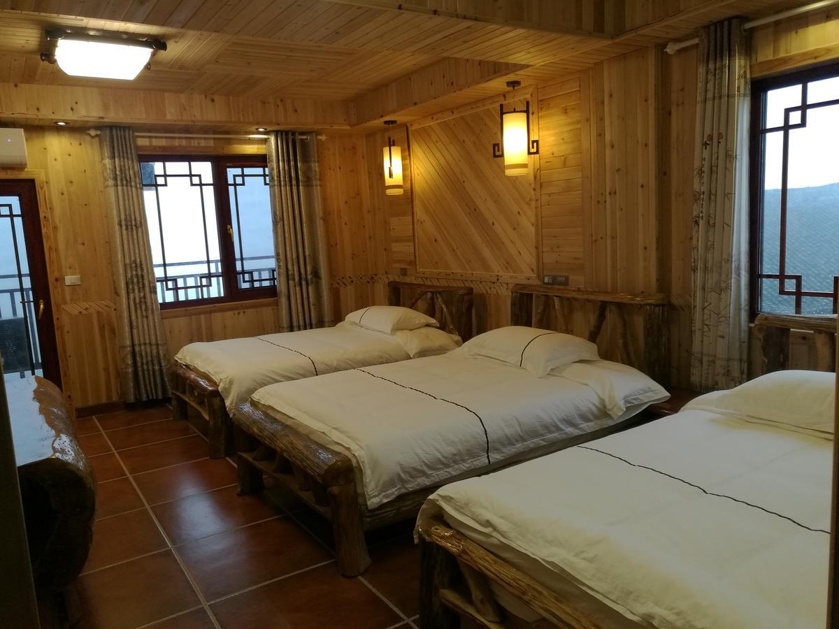 Longji Holiday Hotel หลงเซิง ภายนอก รูปภาพ