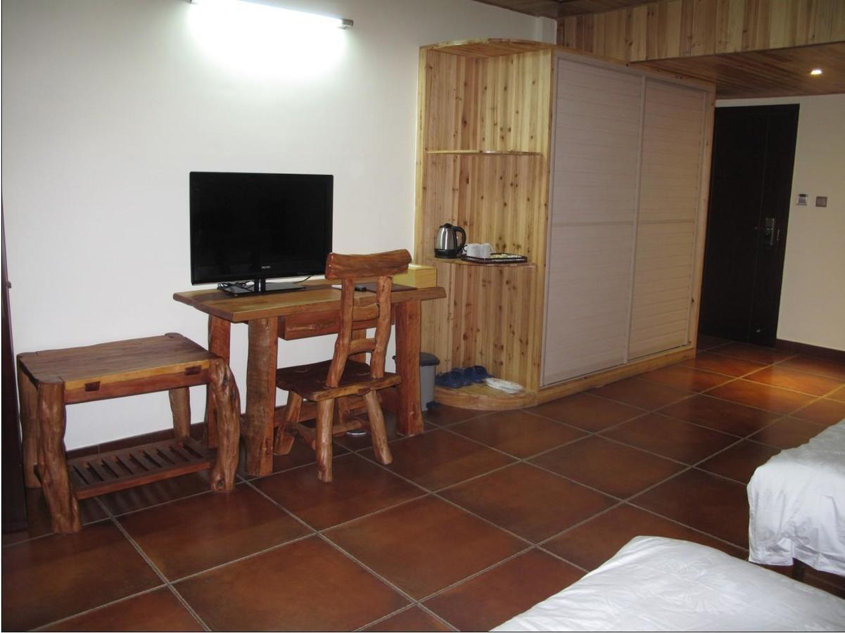 Longji Holiday Hotel หลงเซิง ภายนอก รูปภาพ
